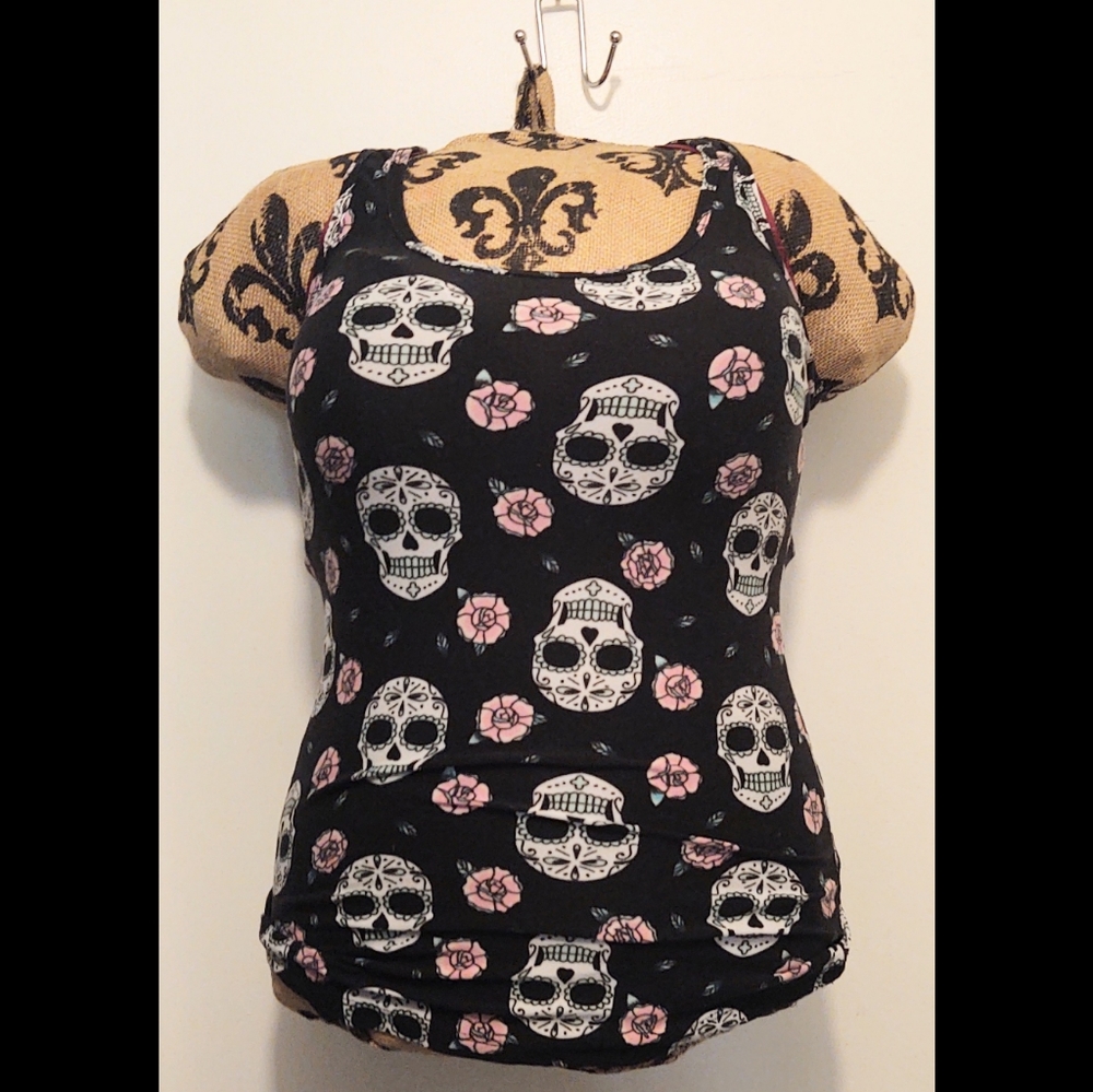 No Boundaries Skull Tank Top
